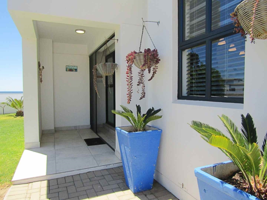 3 Bedroom Property for Sale in Sandy Point Western Cape